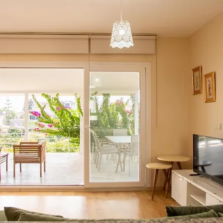 Peaceful House With Refreshing Terrace In * Çeşme